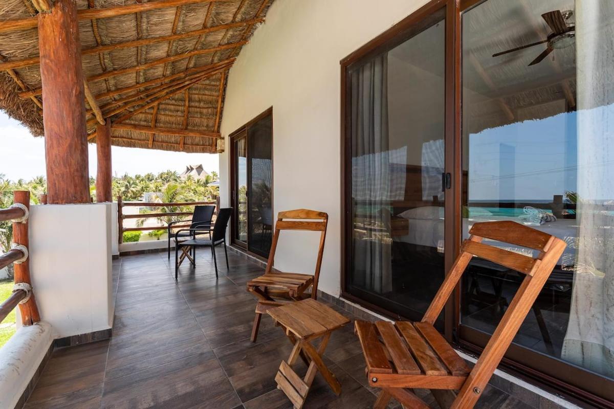 Villa With Ocean View, Pool, Restaurant And Rooftop Isla Mujeres Exterior foto